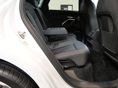 صورة 12 لـ 2025 AUDI Q5 SPORTBACK