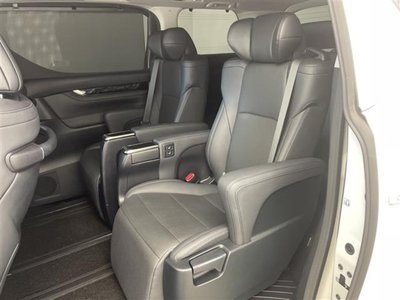 2023 Toyota ALPHARD thumbnail 26