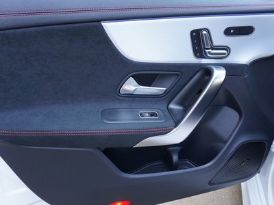 2024 Mercedes-BENZ CLA AMG thumbnail 27