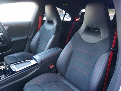 2024 Mercedes-BENZ CLA AMG thumbnail 17