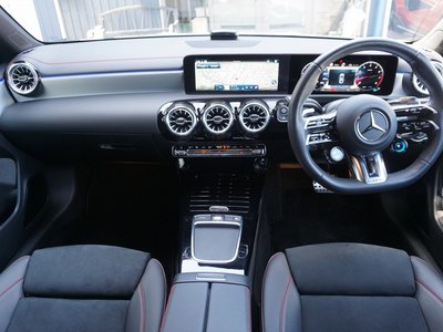 2024 Mercedes-BENZ CLA AMG thumbnail 18