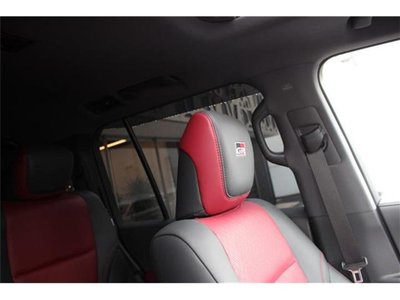 2024 Toyota LAND CRUISER 300 thumbnail 51