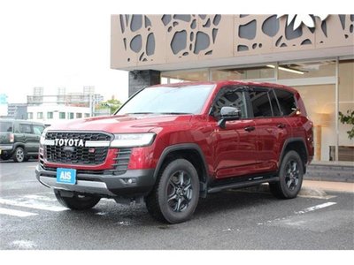 2024 Toyota LAND CRUISER 300 photo 1