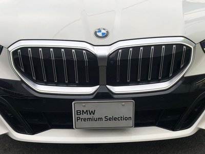 2025 BMW 5 SERIES TOURING thumbnail 64