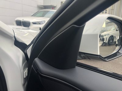 2025 BMW 5 SERIES TOURING thumbnail 35