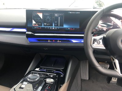 2025 BMW 5 SERIES TOURING thumbnail 27