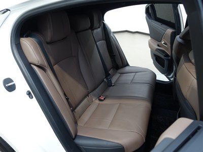 2022 Lexus ES thumbnail 29
