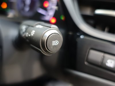 2022 Lexus ES thumbnail 23