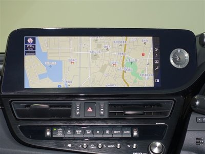 2022 Lexus ES photo 10