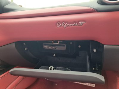 2015 Ferrari CALIFORNIA T 照片 38