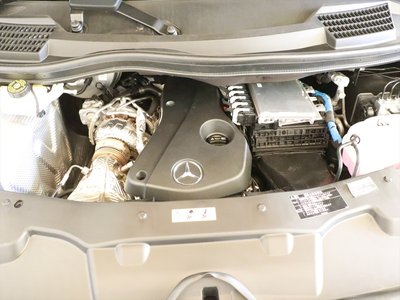 2023 Mercedes-BENZ V-CLASS — миниатюра 32