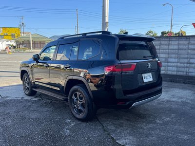 2022 Toyota LAND CRUISER 300 照片 2