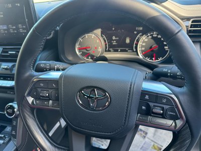 2022 Toyota LAND CRUISER 300 照片 9