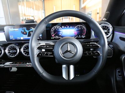 2025 Mercedes-BENZ CLA photo 9
