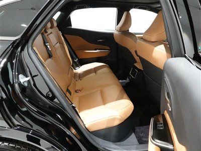 صورة 14 لـ 2024 Toyota CROWN SPORT