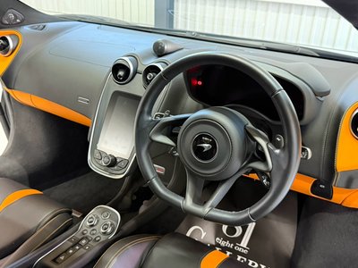 2018 Mclaren 570S COUPE 照片 45