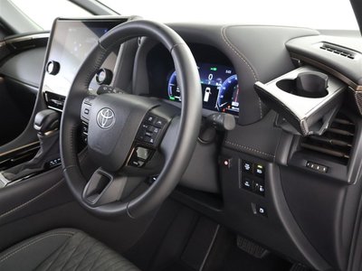 صورة 27 لـ 2025 Toyota ALPHARD