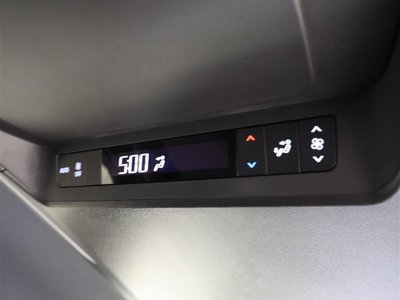 صورة 22 لـ 2025 Toyota ALPHARD