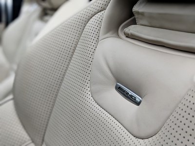 صورة 31 لـ 2012 Mercedes-BENZ SL AMG