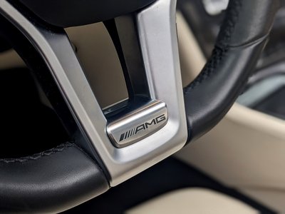 صورة 34 لـ 2012 Mercedes-BENZ SL AMG