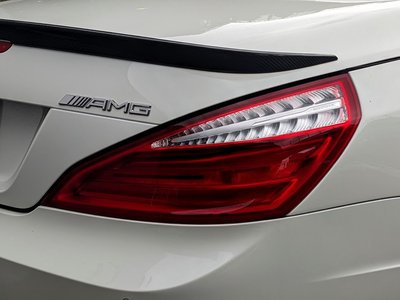 صورة 11 لـ 2012 Mercedes-BENZ SL AMG