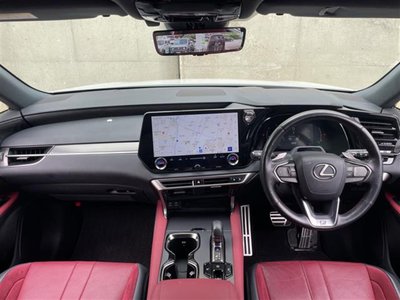 2023 Lexus RX thumbnail 42