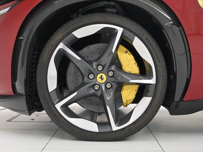صورة 9 لـ 2024 Ferrari PUROSANGUE