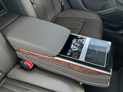2025 AUDI A8 thumbnail 30