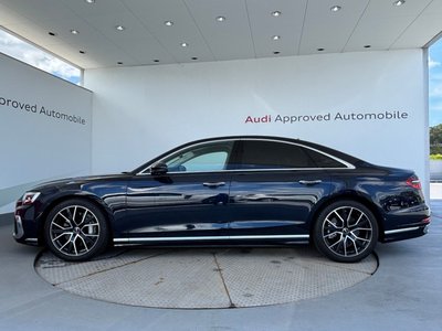 2025 AUDI A8 photo 9