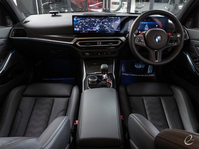 2024 BMW M3 TOURING photo 3