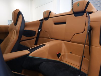 صورة 16 لـ 2024 Ferrari ROMA SPIDER