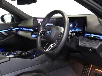 2025 BMW I5 TOURING photo 15
