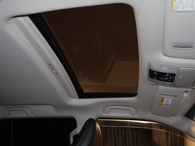 صورة 12 لـ 2023 Toyota LAND CRUISER PRADO