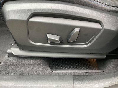 2025 BMW X1 thumbnail 50