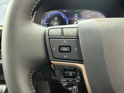 2026 Toyota CROWN ESTATE photo 16