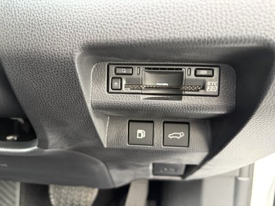 2026 Toyota CROWN ESTATE thumbnail 26