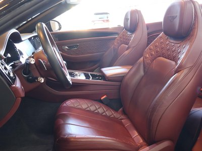 صورة 12 لـ 2020 Bentley CONTINENTAL