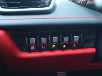 صورة 23 لـ 2015 Lamborghini HURACAN