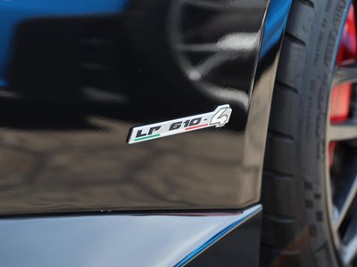 صورة 8 لـ 2015 Lamborghini HURACAN