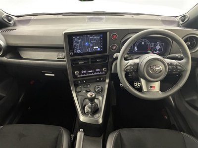 صورة 6 لـ 2025 Toyota GR YARIS