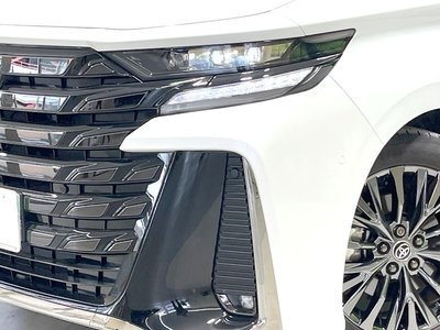 2025 Toyota VELLFIRE photo 13