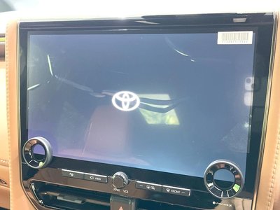 2025 Toyota VELLFIRE photo 5