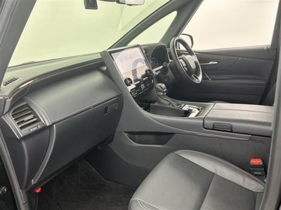 2023 Toyota ALPHARD — фото 25