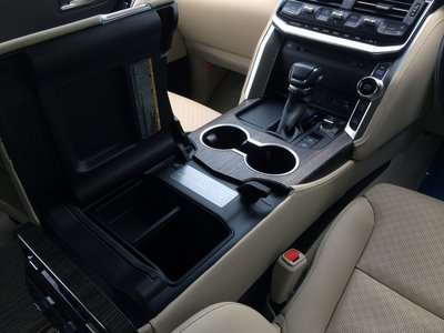 صورة 46 لـ 2023 Toyota LAND CRUISER 300