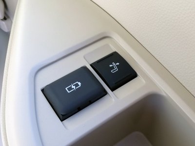 صورة 20 لـ 2023 Toyota LAND CRUISER 300