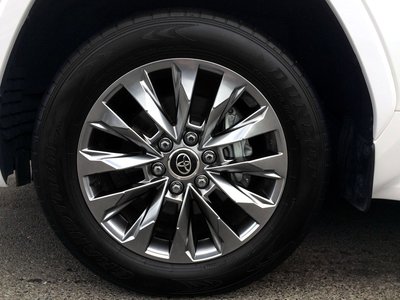 صورة 58 لـ 2023 Toyota LAND CRUISER 300