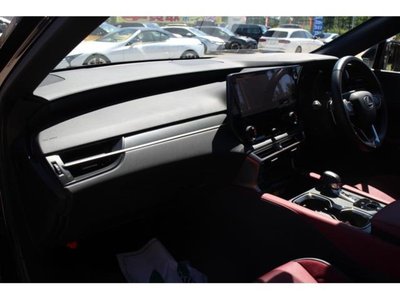 2023 Lexus RX thumbnail 63