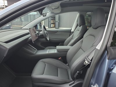 2025 Tesla MODEL Y — миниатюра 41