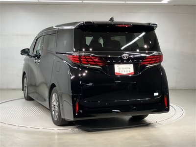 2024 Toyota ALPHARD photo 5