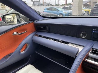 2017 Lexus LC 照片 29